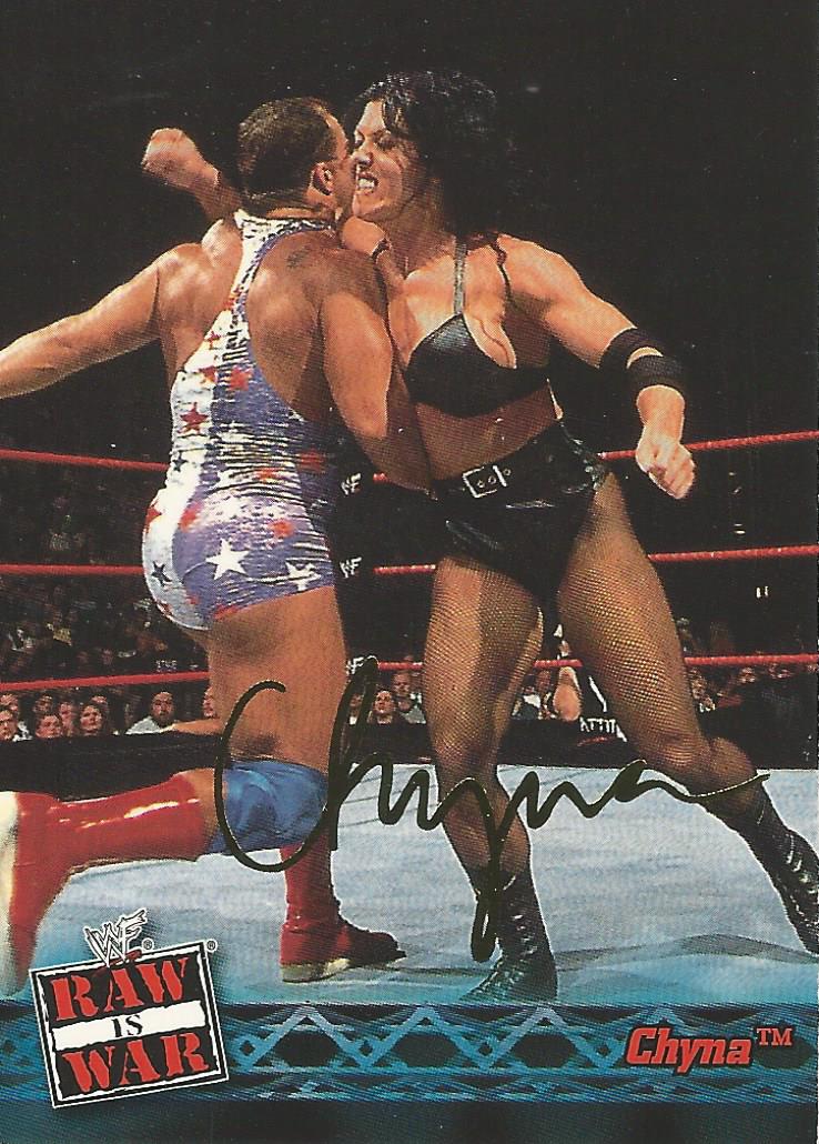 WWF Fleer Raw 2001 Chyna #23