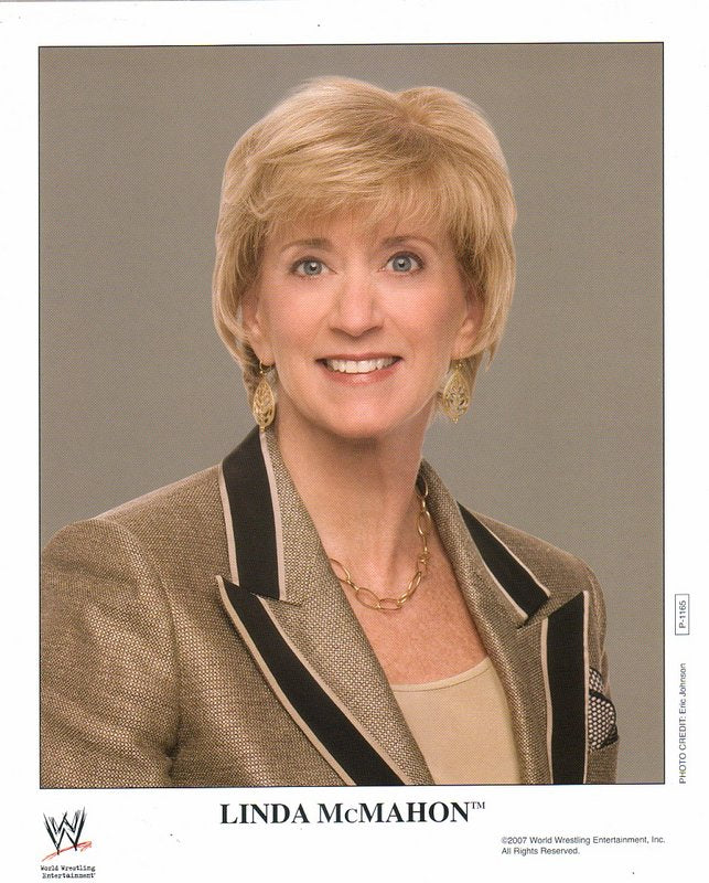 2007 Linda McMahon P1165 color PW Catalog