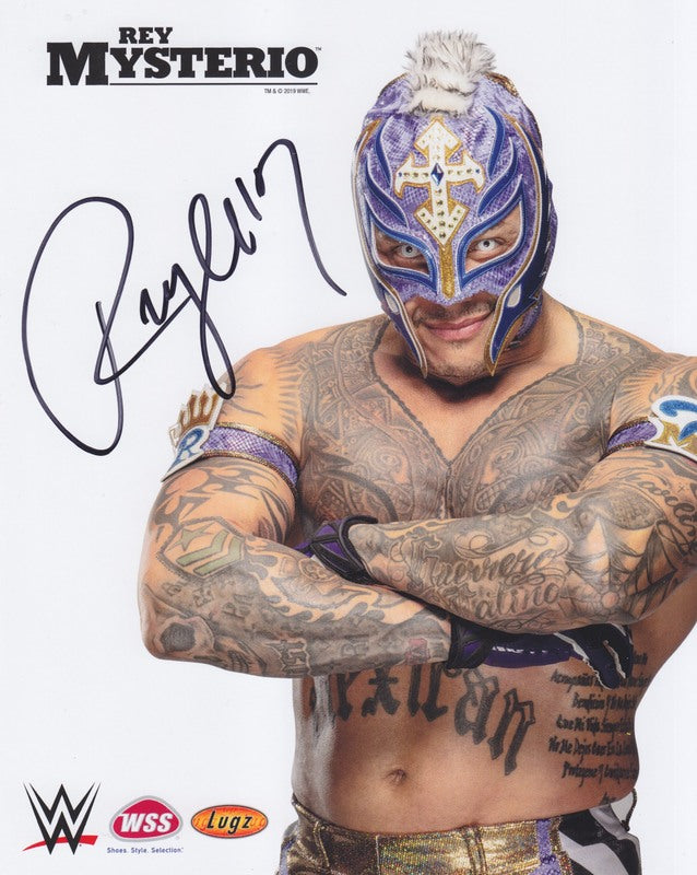 2019 Rey Mysterio (signed) WWE Promo Photo PW Catalog