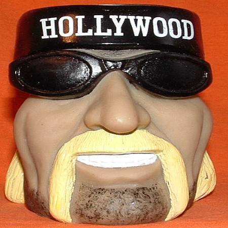 Coin Bank 1997 Hulk Hogan PWcatalog