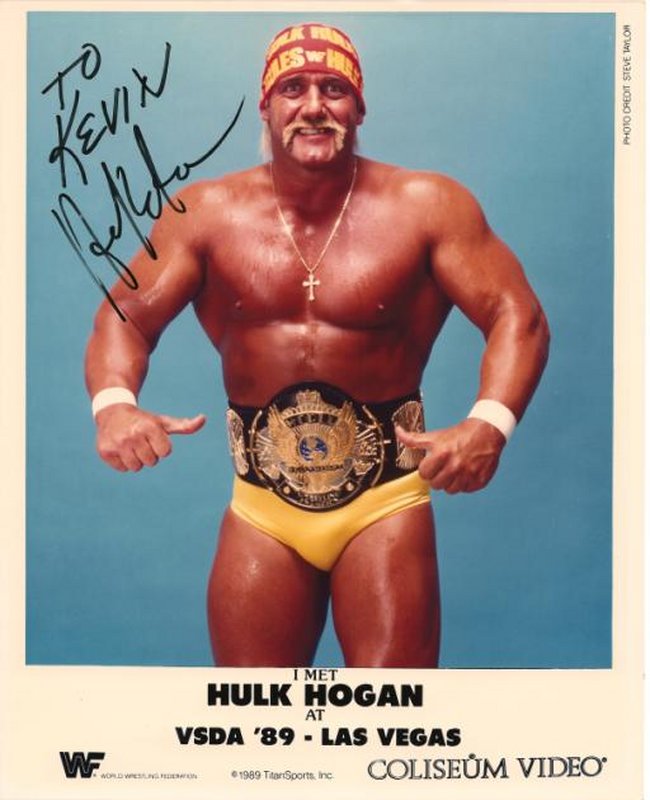 1989 WWF CHAMPION Hulk Hogan (signed) Coliseum Video color PWcatalog