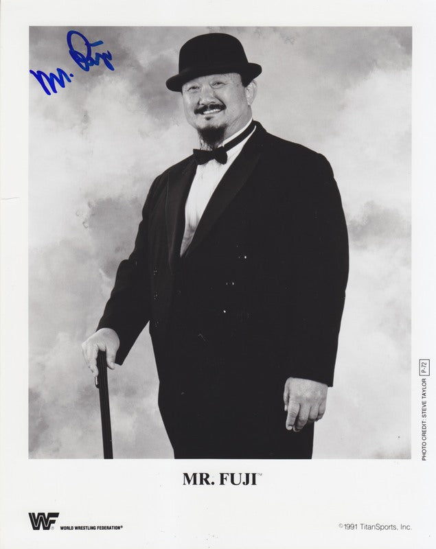 1991 Mr. Fuji P072 (signed) b/w PW Catalog