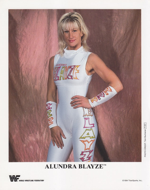 1994 Alundra Blayze P257a color PW Catalog