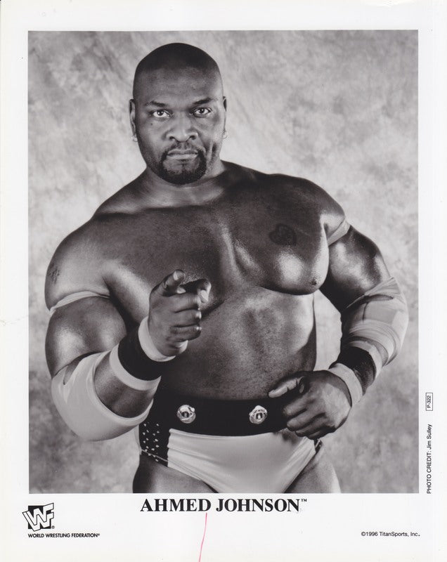 1996 Ahmed Johnson P322b b/w PW Catalog