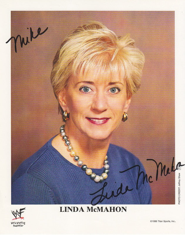 1998 Linda McMahon P479 (RARE/signed) color PW Catalog