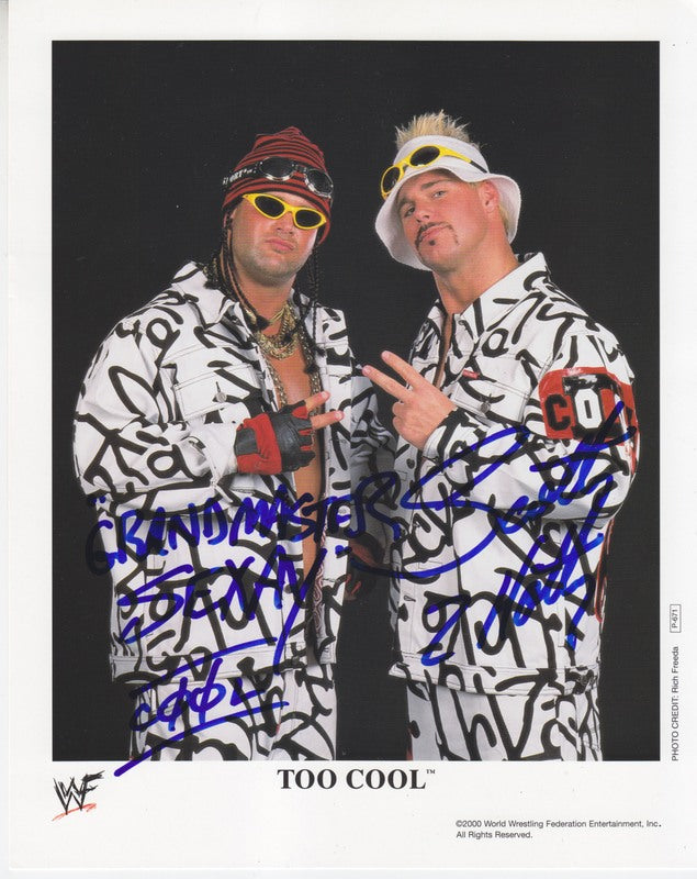 2000 Too Cool P671 (signed) color PW Catalog