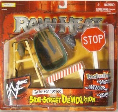 1999 WWF Jakks Pacific Grapple Gear Raw Heat: Side-Street Demolition Action & Toy Figures PWcatalog