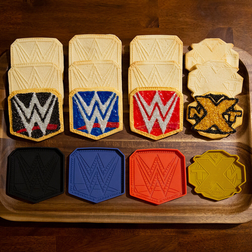WWE 4-Piece Championship Cookie Cutter Set image 3