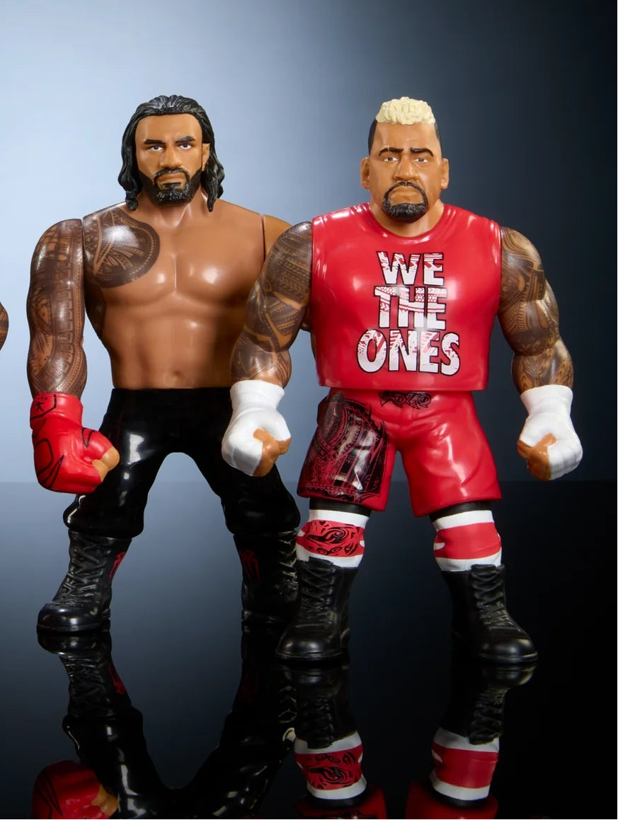 WWE Mattel Retro The Bloodline Roman Reigns & Solo Sikoa Ringside Exclusive