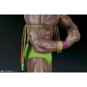 Ultimate Warrior 1:4 Scale Collectible Statue