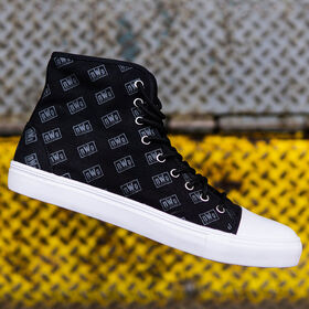 nWo Lace-Up Hi Chalk Line Sneaker