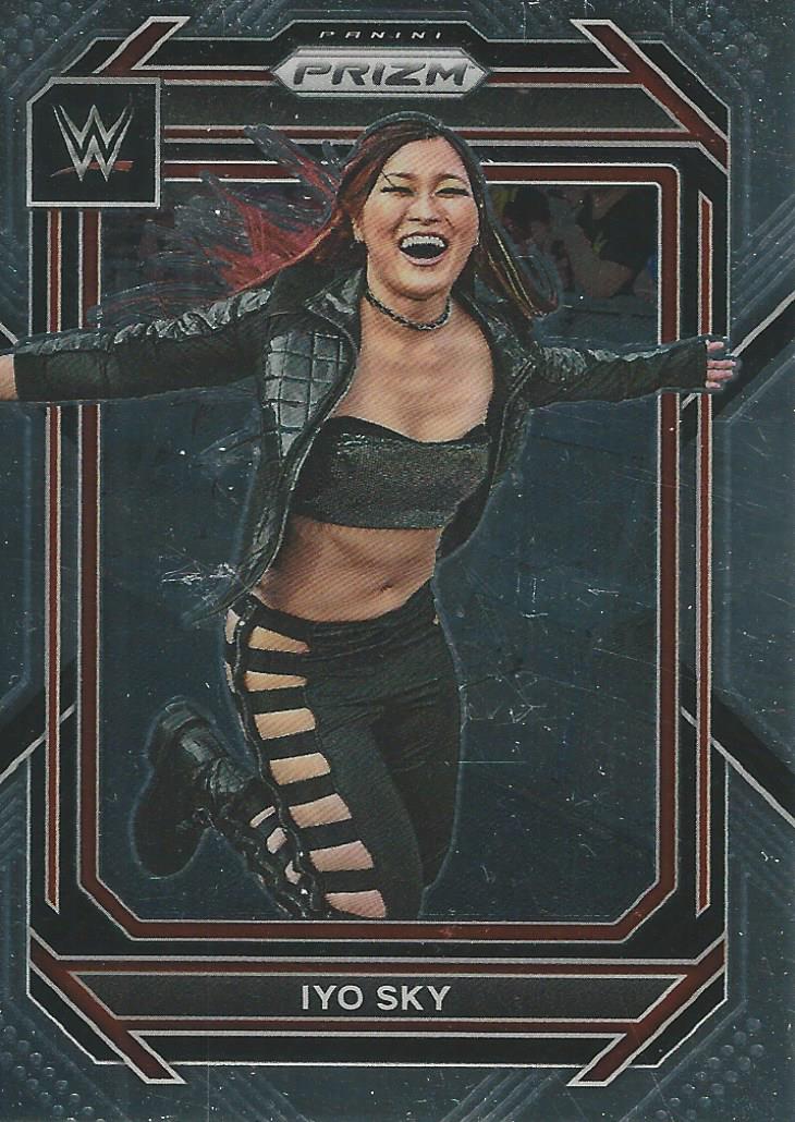 WWE Panini Prizm 2023 IYO Sky #136