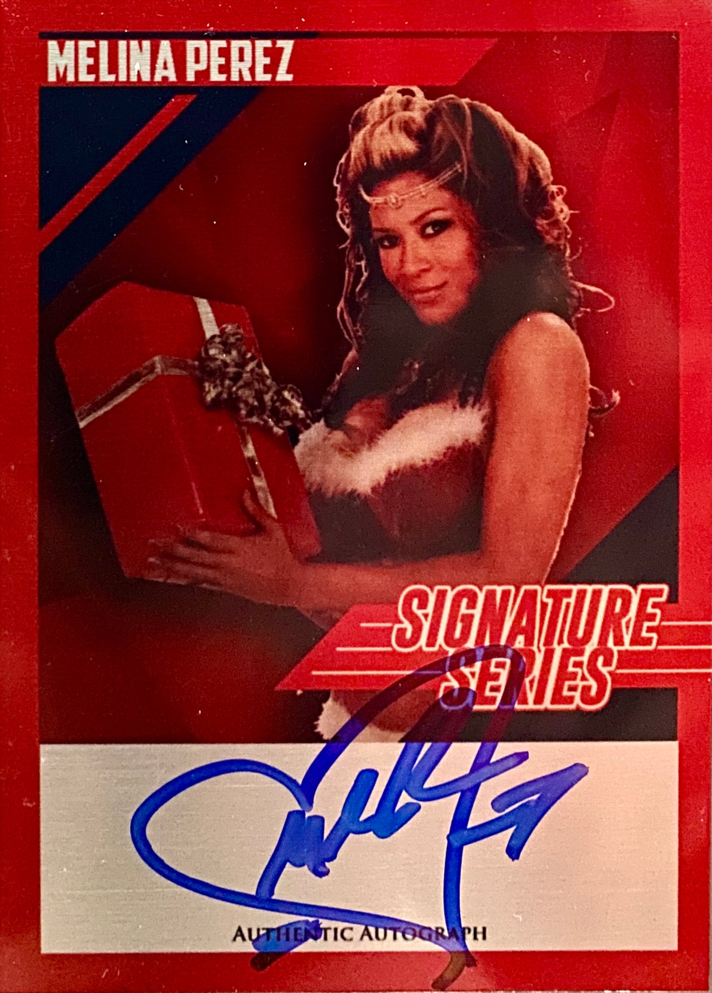 Signature Series – Melina Perez trading card PW Catalog