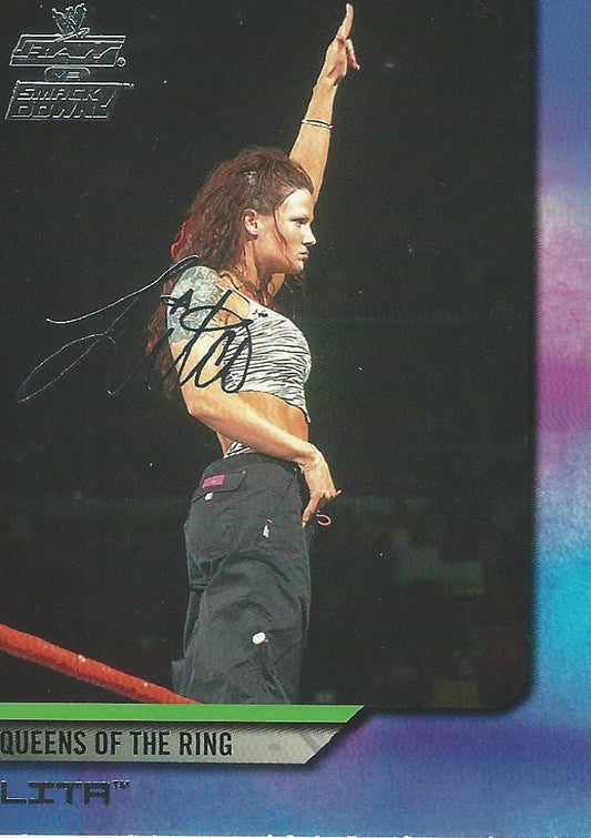 WWE Fleer Raw vs Smackdown 2002 Lita #68