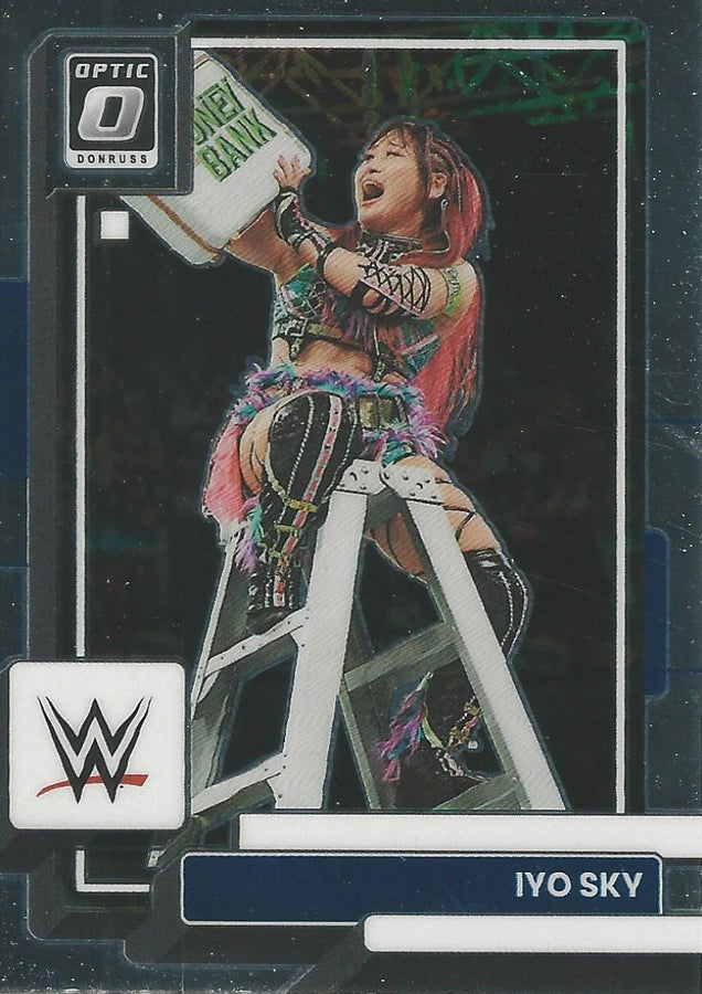 WWE Panini Chronicles 2023 IYO Sky #367