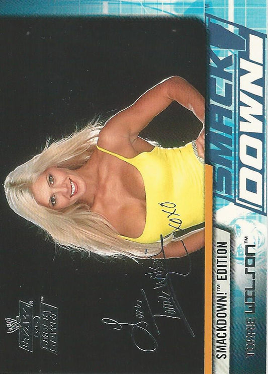 WWE Fleer Raw vs Smackdown 2002 Torrie Wilson #40