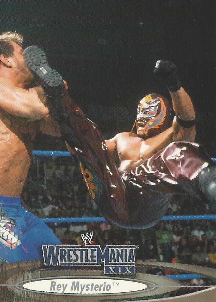 WWE Fleer Wrestlemania XIX 2003 Rey Mysterio #41