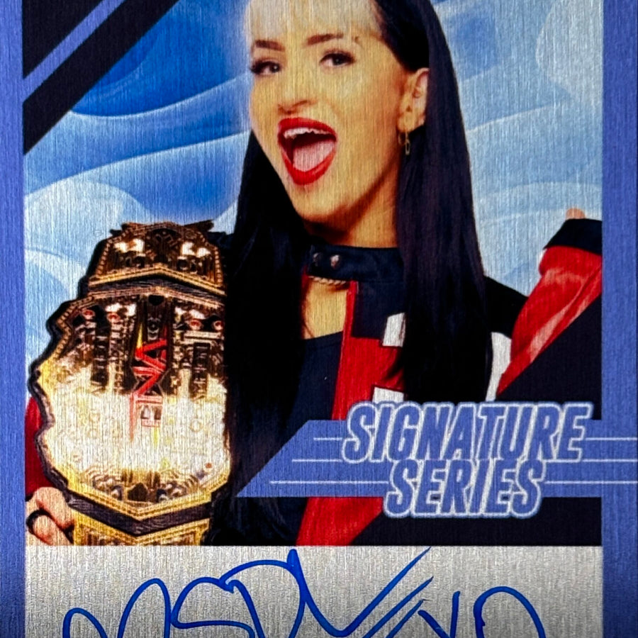 Signature Series – Steph de Lander
