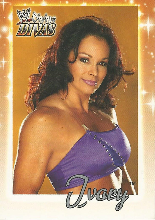 WWE Fleer Divine Divas 2003 Ivory #42