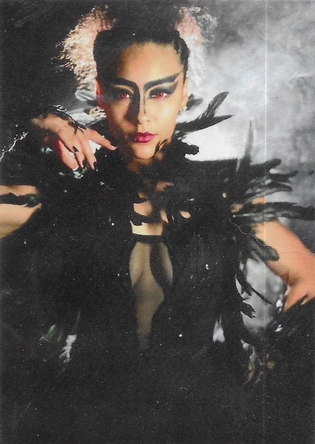 Black Swan trading card PW Catalog
