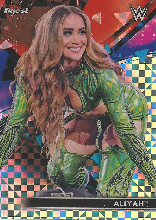 WWE Topps Finest 2021 Aliyah X-Fractor #75