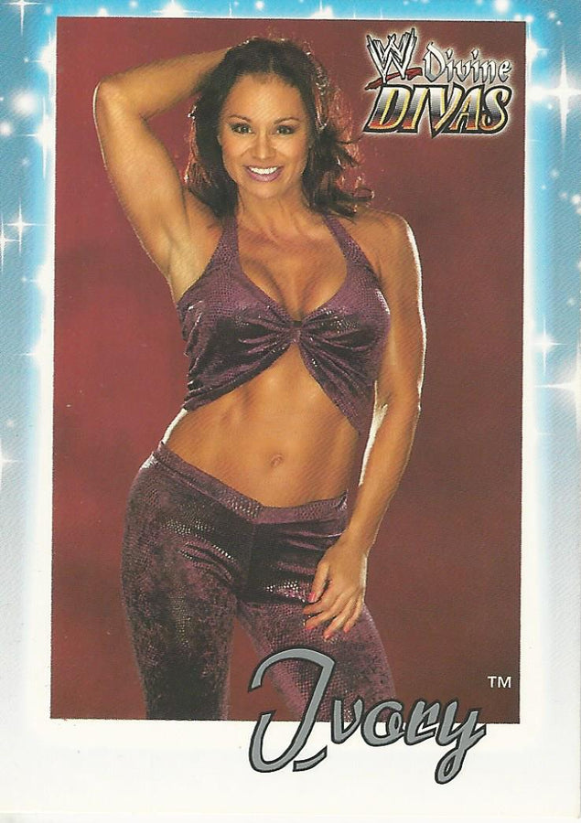 WWE Fleer Divine Divas 2003 Ivory #68