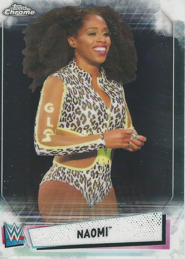 WWE Topps Chrome 2021 Naomi #30