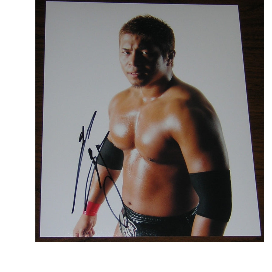 Naruki Doi Autograph 8 X 10 Photo