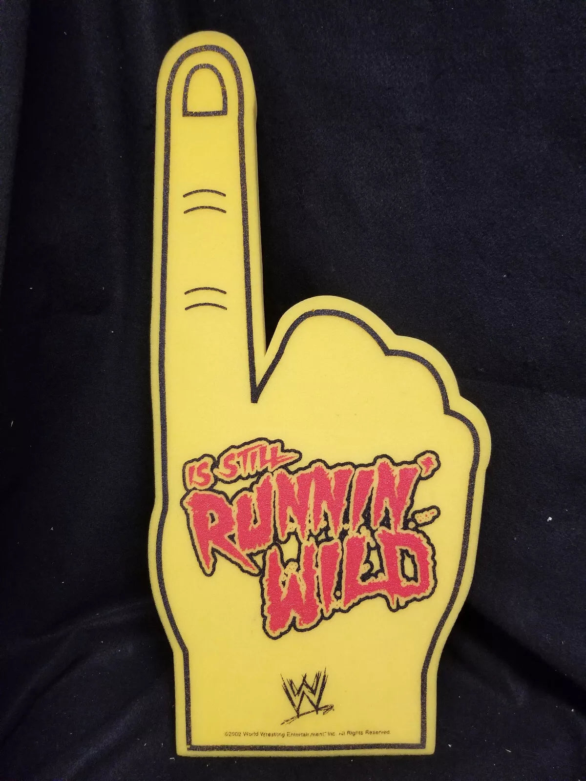 WWE Hulk Hogan Hulkamania foam finger 2002