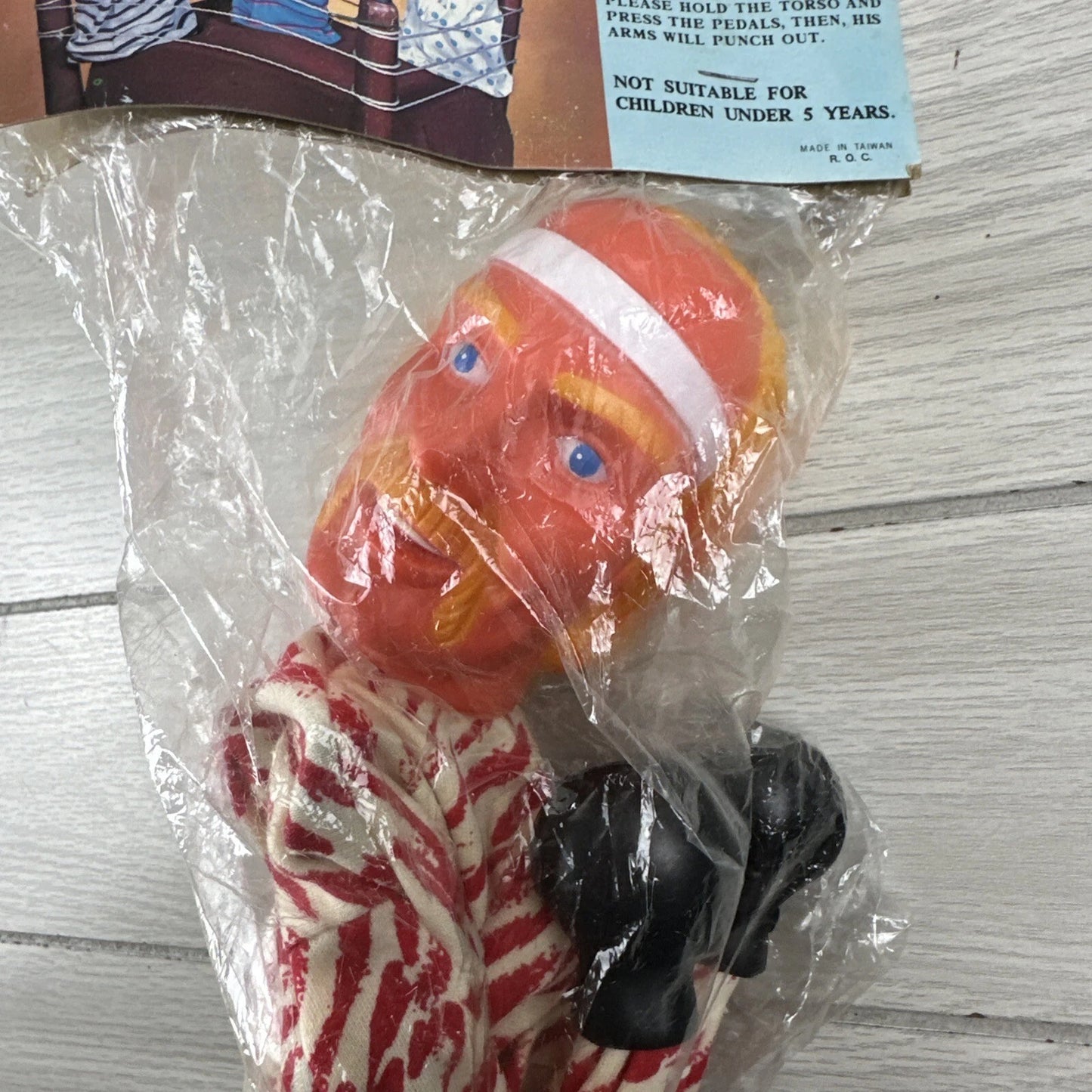 Hulk Hogan Punching Puppet PWcatalog