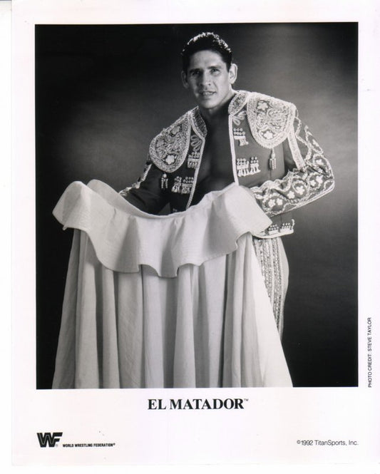 WWF-Promo-Photos1992-El-Matador-Tito-Santana-