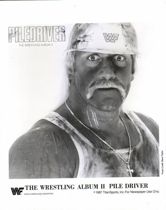 WWF-Promo-Photos1987-Hulk-Hogan-Piledriver-