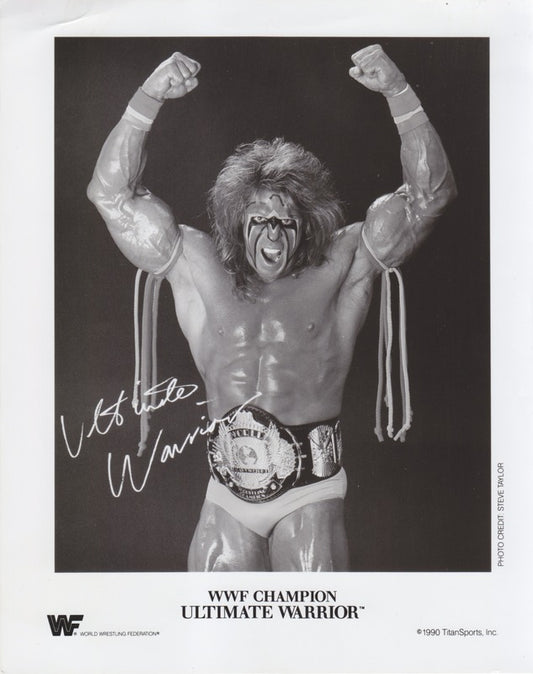 WWF-Promo-Photos1990-WWF-CHAMPION-Ultimate-Warrior-pre-printed-autograph-