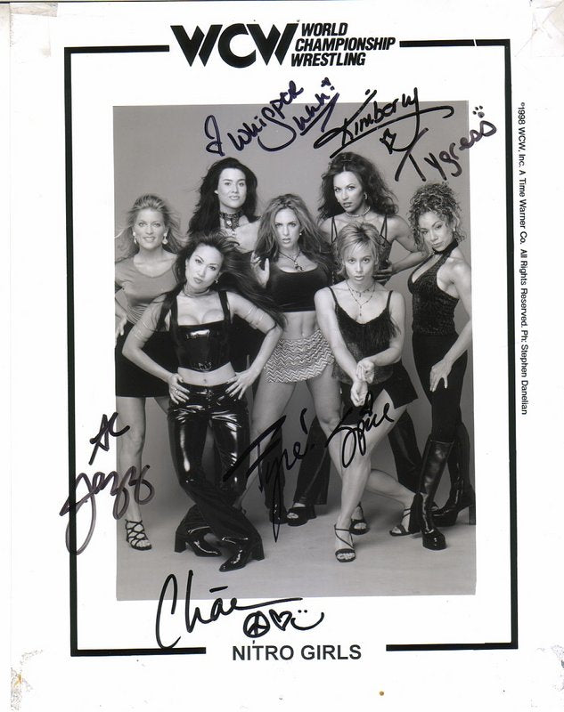 WCW Nitro Girls (signed) 