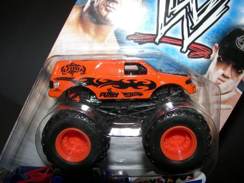 Hot Wheels Smack Pack John Cena Batista Toys R Us exclusive