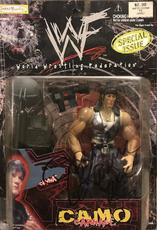 1999 WWF jakks Pacific Camo Carnage Special Issue Chyna