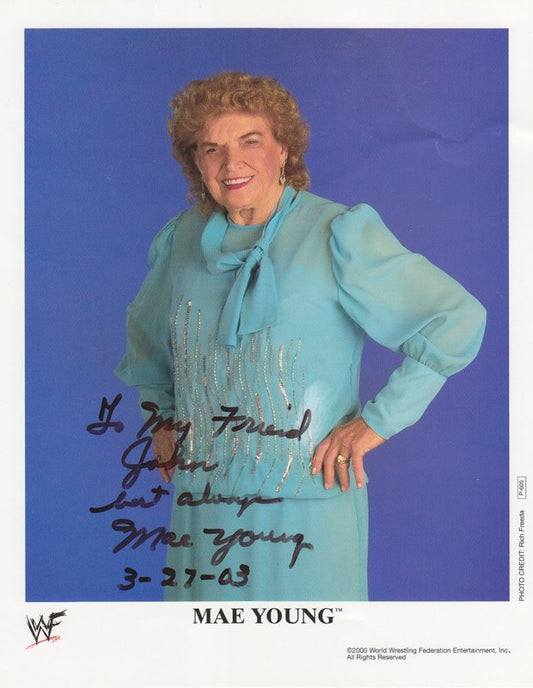 2000 Mae Young P605 (signed) color 