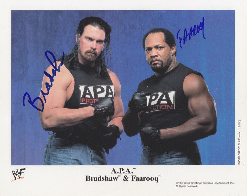 2001 APA P692 (signed) color PW Catalog