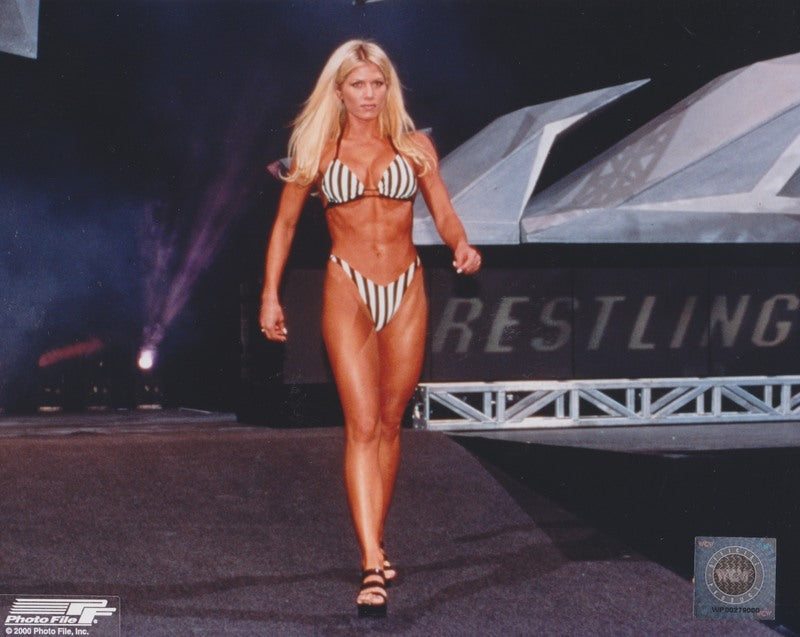 2000 WCW Torrie Wilson Photo File color PW Catalog